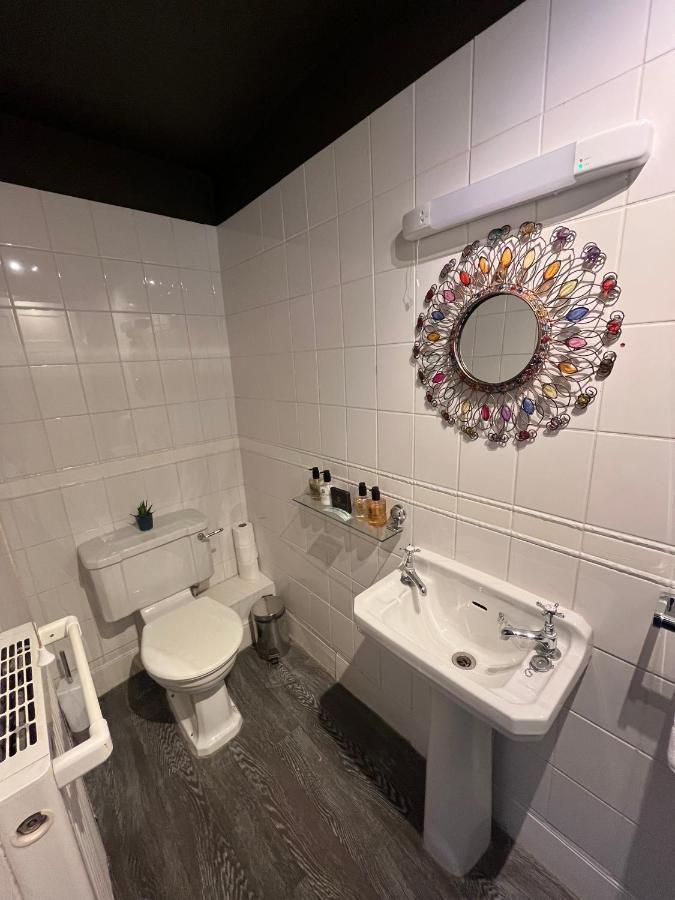 The Kings Arms Hotell Didmarton Eksteriør bilde