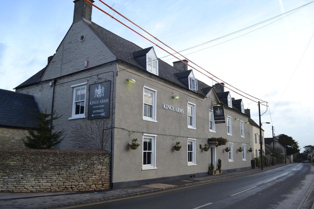 The Kings Arms Hotell Didmarton Eksteriør bilde