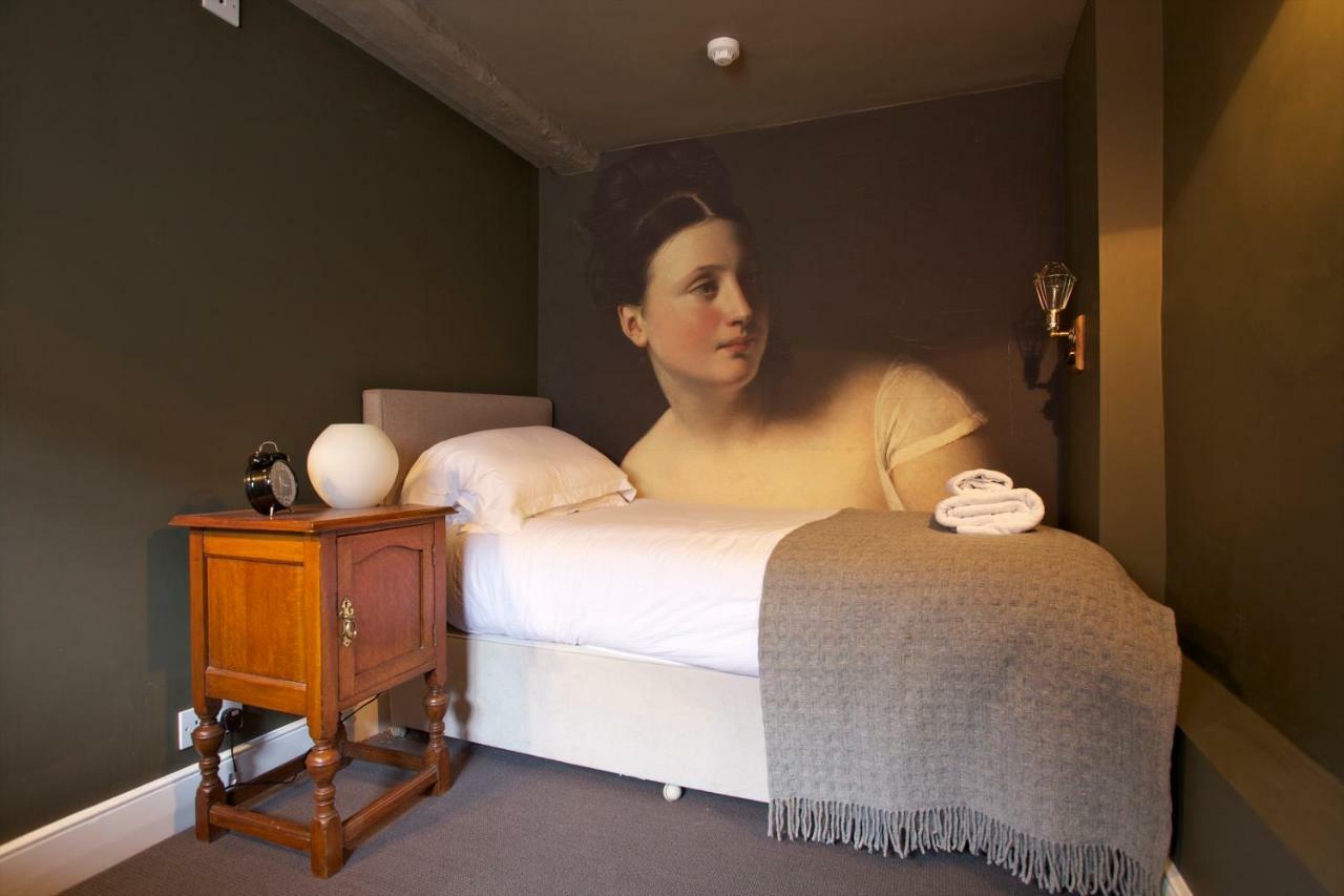 The Kings Arms Hotell Didmarton Eksteriør bilde